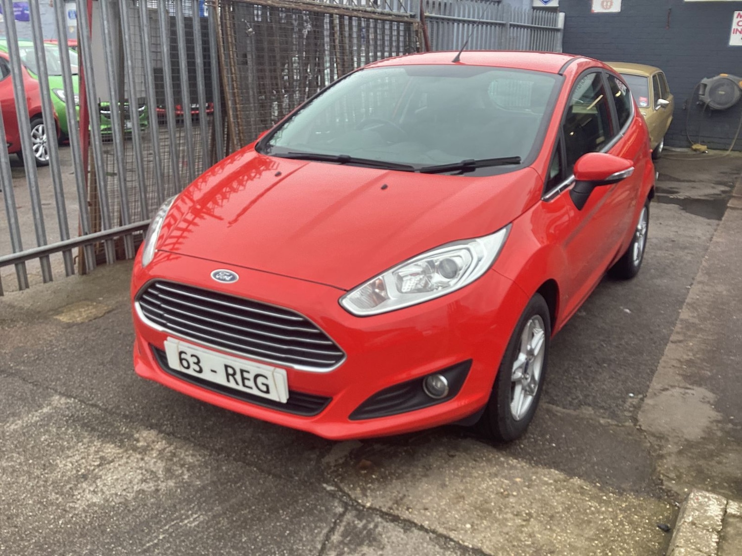 Used Ford Fiesta 2013 for sale - 77092851: Photo 4