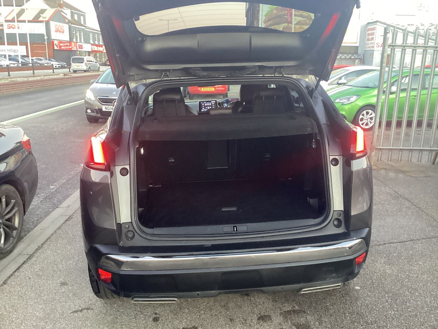 Used Peugeot 3008 2017 for sale - 77010620: Photo 12