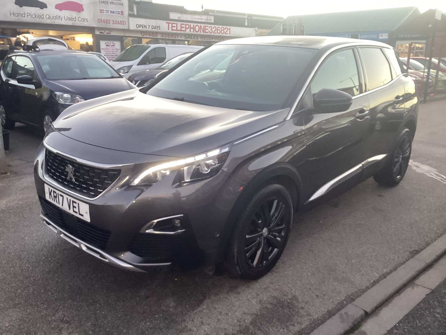 Used Peugeot 3008 2017 for sale - 77010620: Photo 3