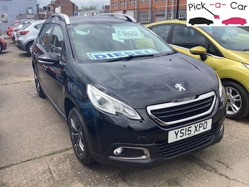 Used Peugeot 2008 2015 for sale - 77256600: Photo