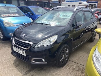 Used Peugeot 2008 2015 for sale - 77256600: Photo