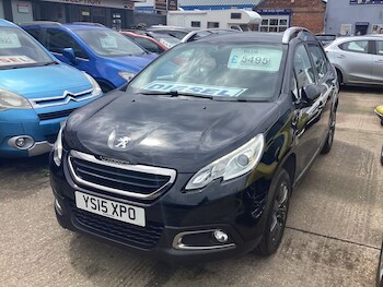 Used Peugeot 2008 2015 for sale - 77256600: Photo