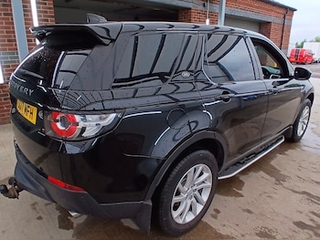 Used Land Rover Discovery Sport 2017 for sale - 78763859: Photo