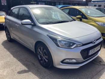 Used Hyundai i20 2015 for sale - 74863290: Photo