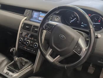 Used Land Rover Discovery Sport 2018 for sale - 79700048: Photo