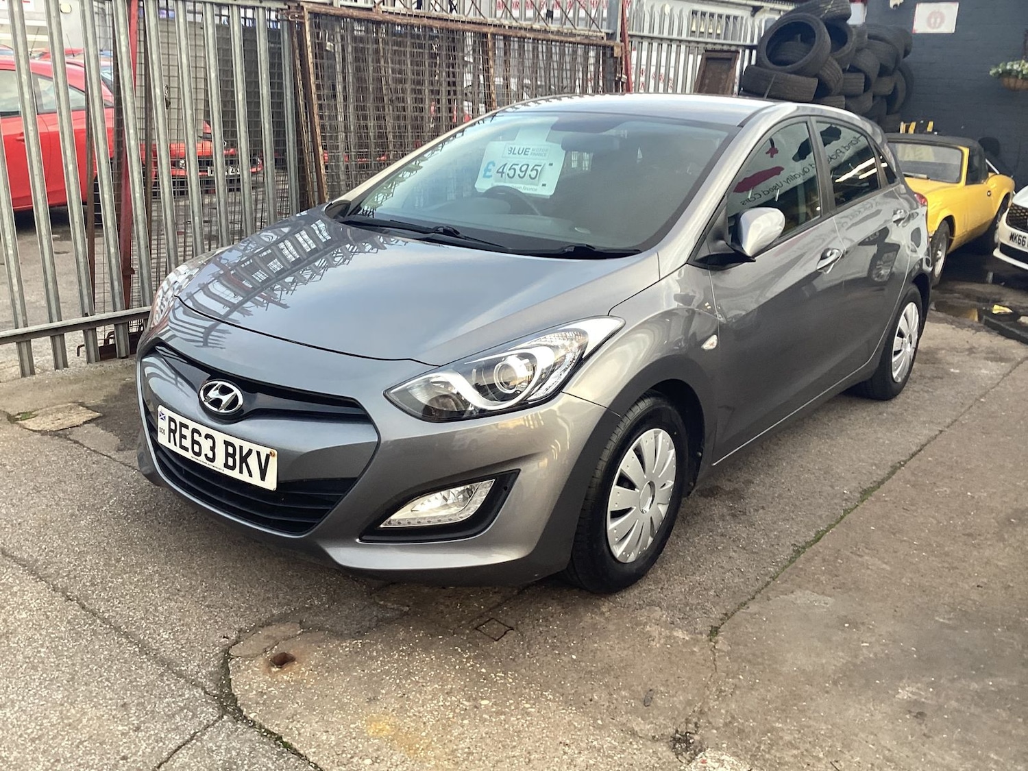 Used Hyundai i30 2013 for sale - 76372607: Photo 6