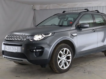 Used Land Rover Discovery Sport 2018 for sale - 78293870: Photo
