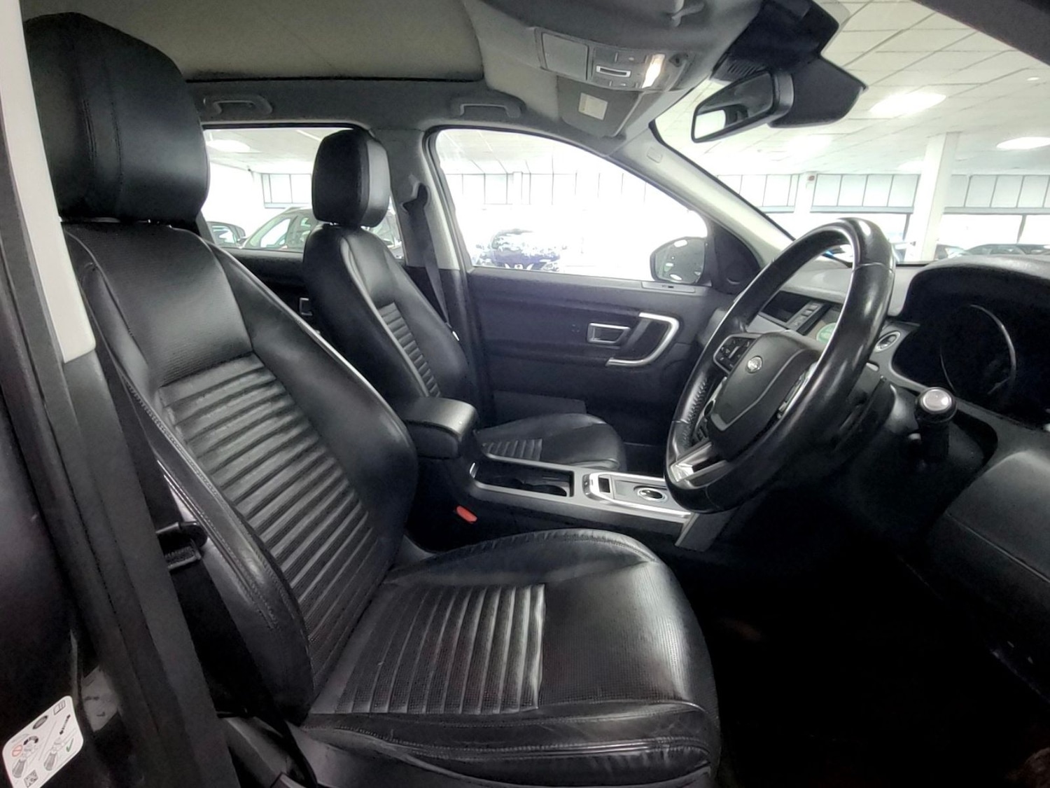 Used Land Rover Discovery Sport 2015 for sale - 78074450: Photo 7