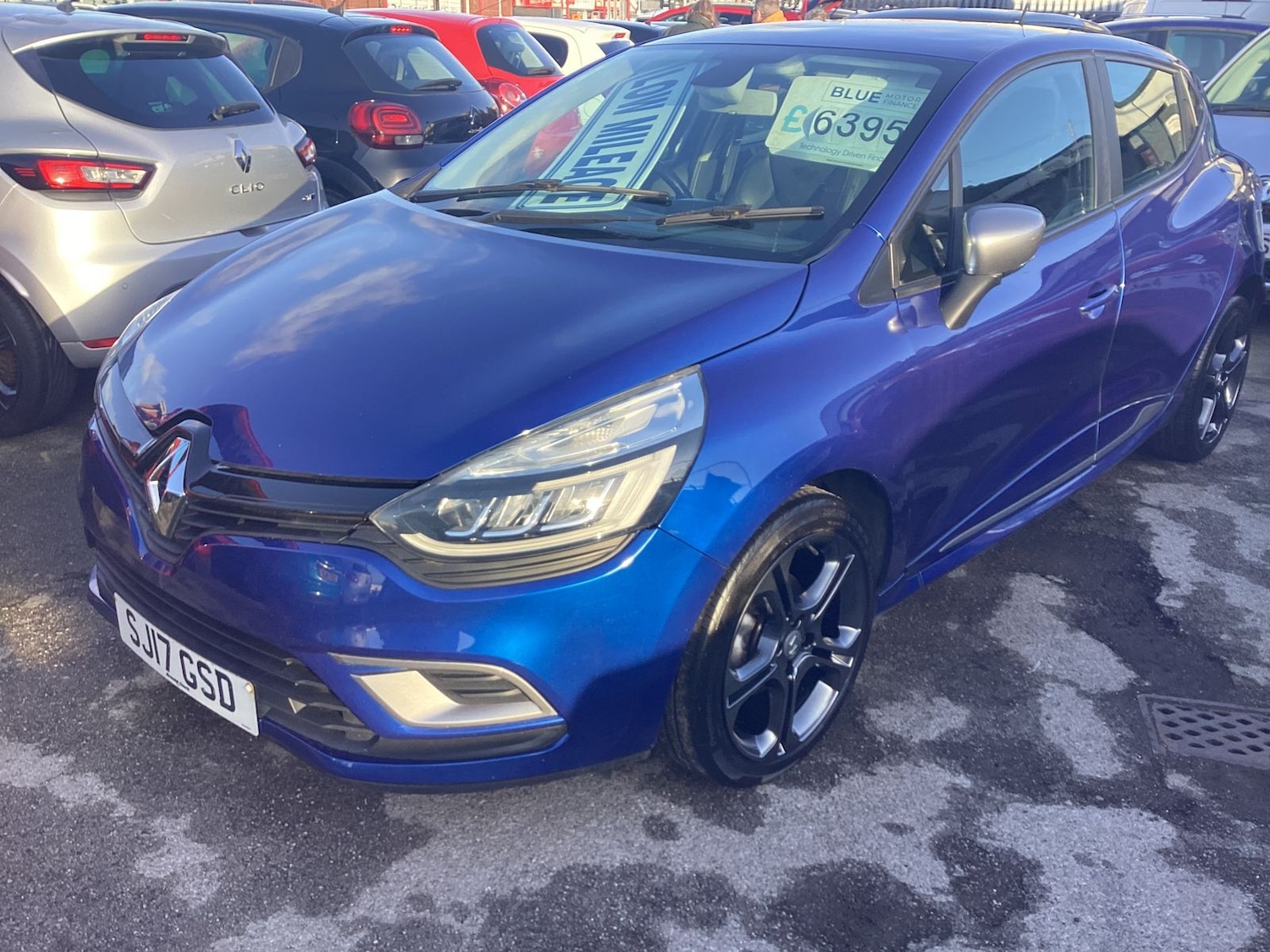 Used Renault Clio 2017 for sale - 77307773: Photo 2