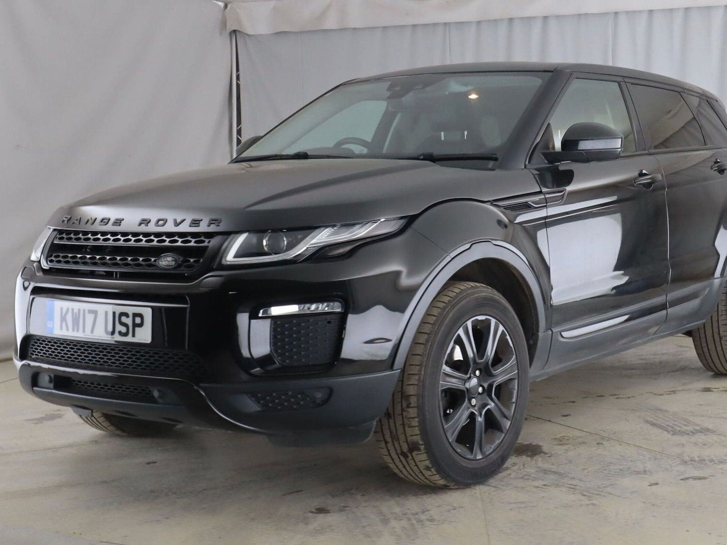Used Land Rover Range Rover Evoque 2017 for sale - 78187109: Photo 3