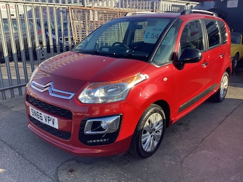 Used Citroen C3 Picasso 2016 for sale - 76251700: Photo 2