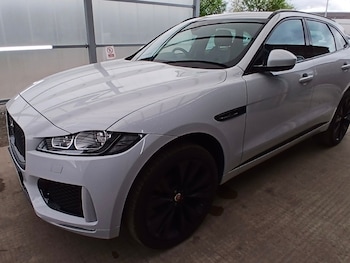Used Jaguar F-Pace 2020 for sale - 78763861: Photo