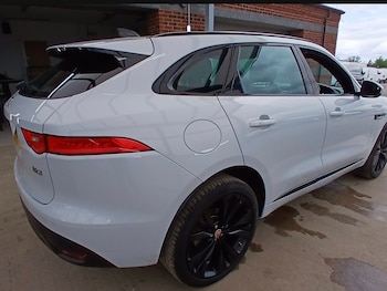 Used Jaguar F-Pace 2020 for sale - 78763861: Photo