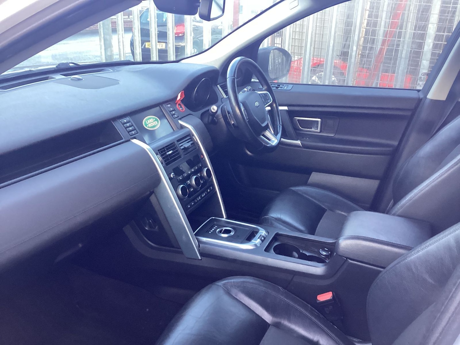 Used Land Rover Discovery Sport 2016 for sale - 77526262: Photo 6