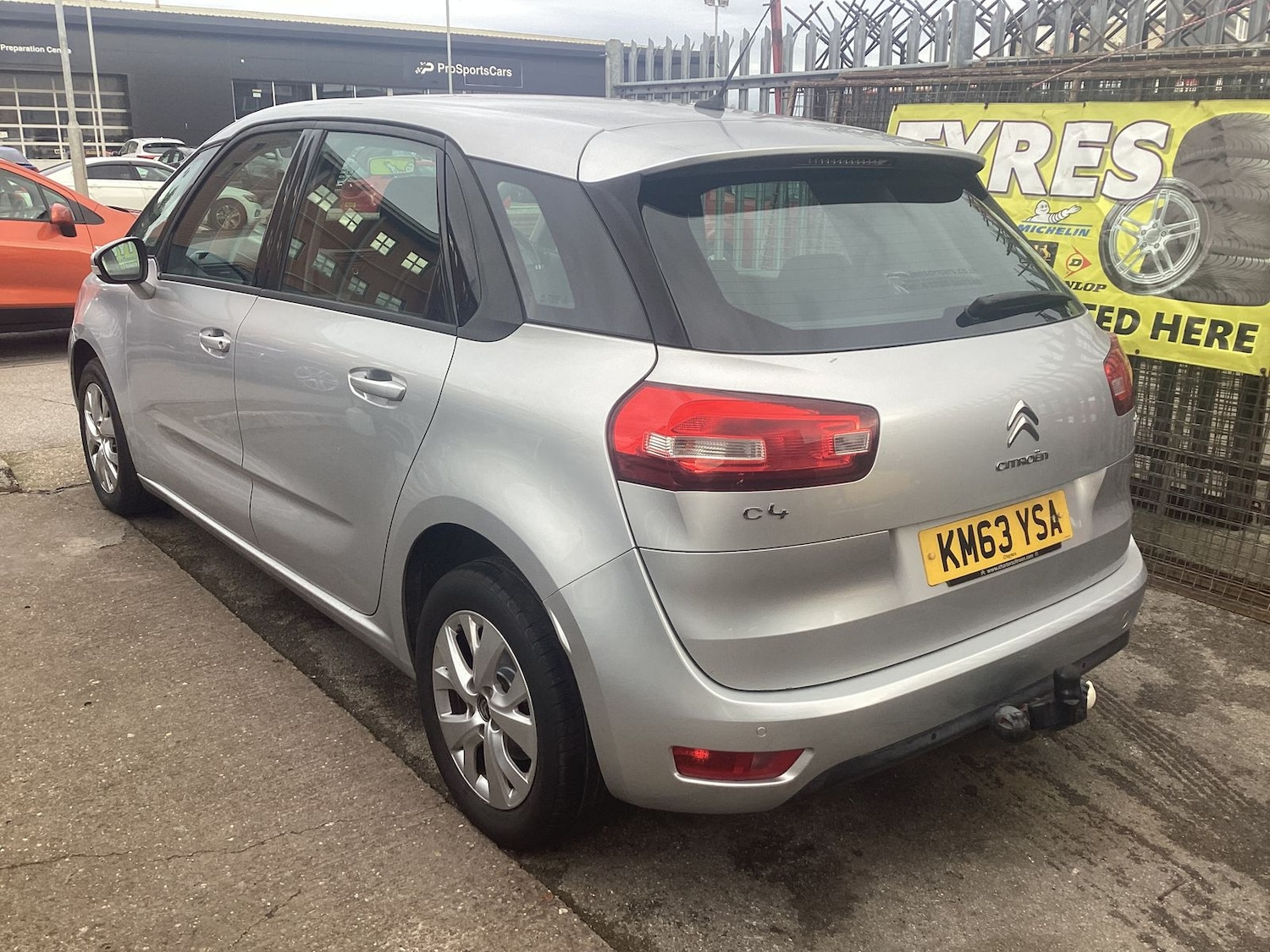 Used Citroen C4 Picasso 2013 for sale - 77092827: Photo 7