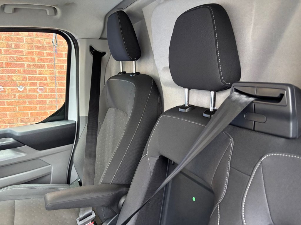 Used Ford Transit Custom 2024 for sale - 76711359: Photo 17