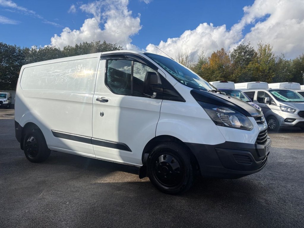 Used Ford Transit Custom 2017 for sale - 76345532: Photo 2