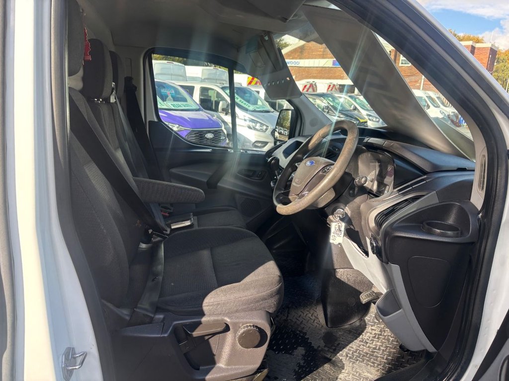 Used Ford Transit Custom 2017 for sale - 76345532: Photo 8
