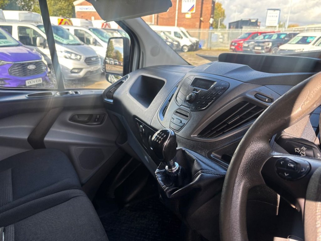 Used Ford Transit Custom 2017 for sale - 76345532: Photo 9