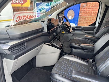 Used Ford Transit Custom 2024 for sale - 78529957: Photo