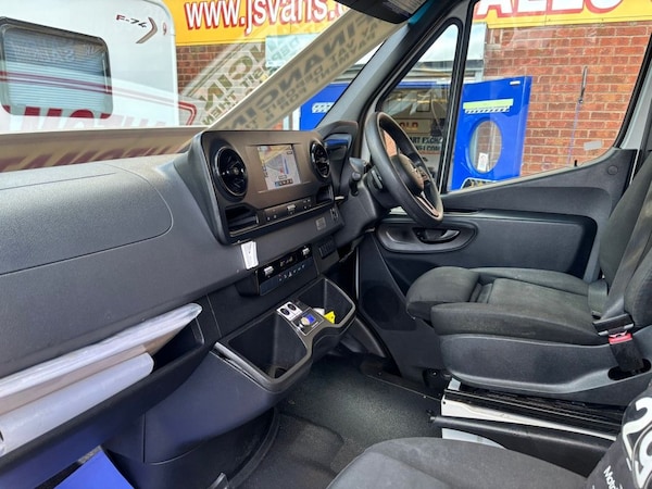 Used Mercedes-Benz Sprinter 2020 for sale - 75641959: Photo 11