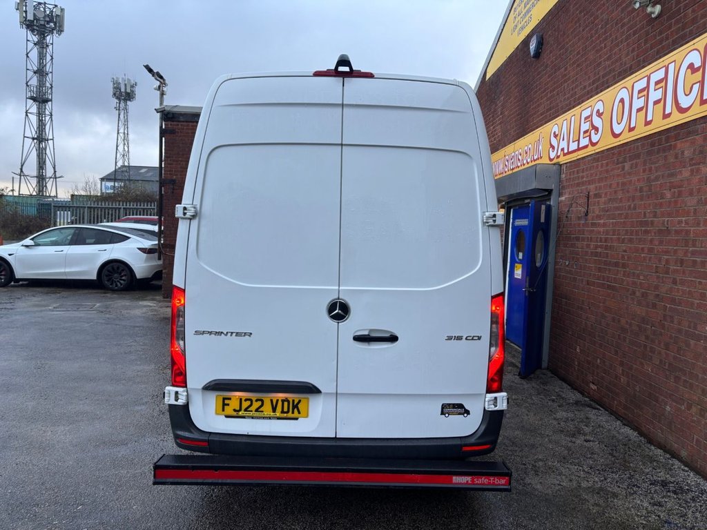 Used Mercedes-Benz Sprinter 2022 for sale - 76582898: Photo 2