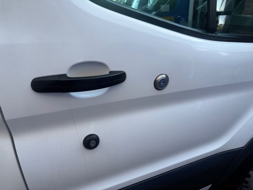 Used Ford Transit 2018 for sale - 77302111: Photo 8