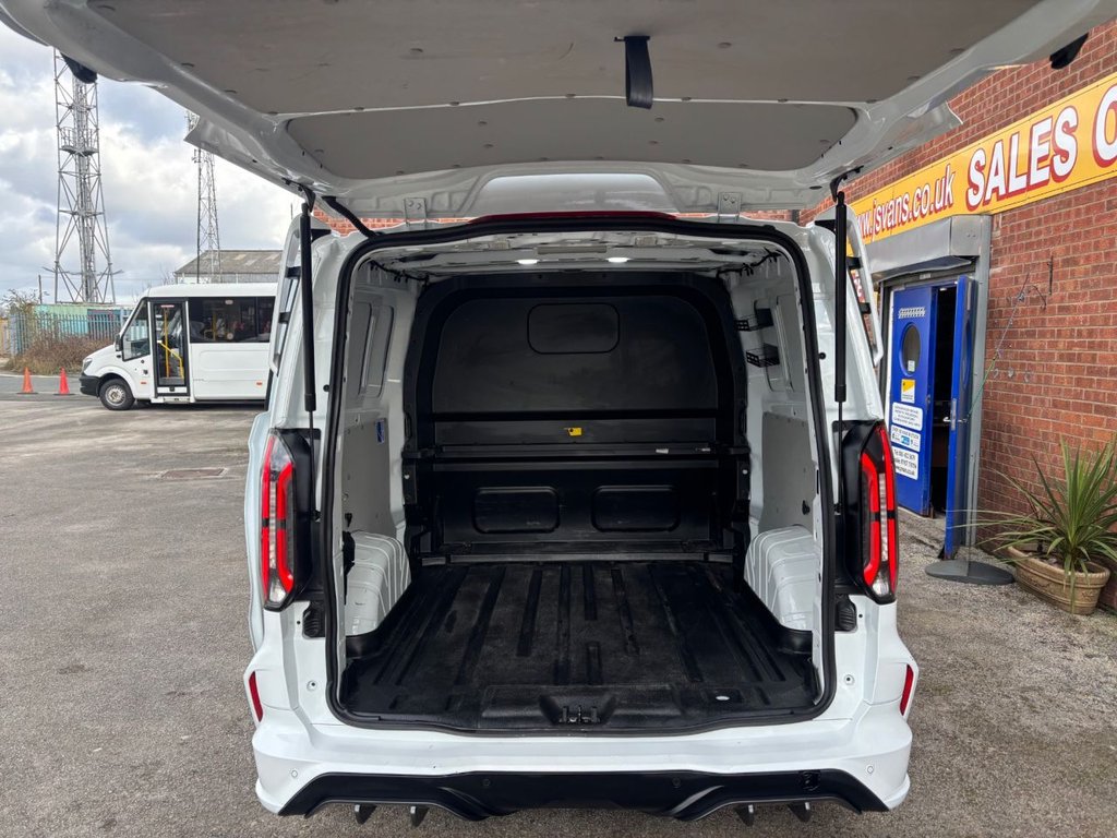 Used Ford Transit Custom 2024 for sale - 77983024: Photo 4