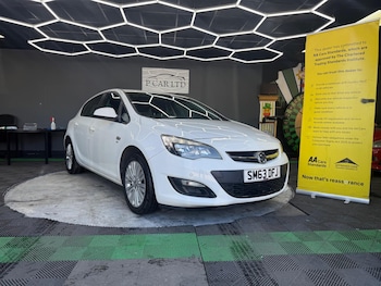 Used Vauxhall Astra 2013 for sale - 78572978: Photo