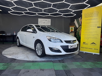 Used Vauxhall Astra 2013 for sale - 78572978: Photo