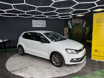 Used Volkswagen Polo 2015 for sale - 78405363: Photo