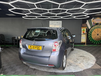 Used Toyota Verso 2010 for sale - 78375597: Photo