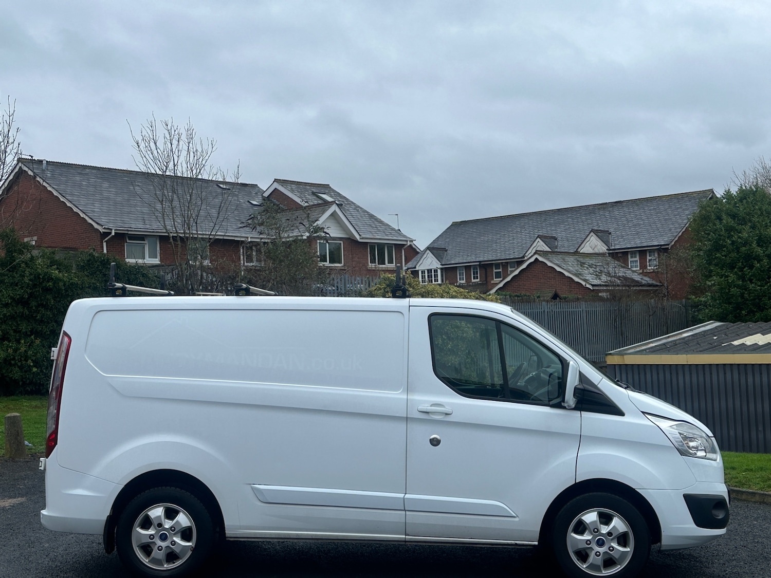 Used Ford Transit Custom 2017 for sale - 76969829: Photo 2