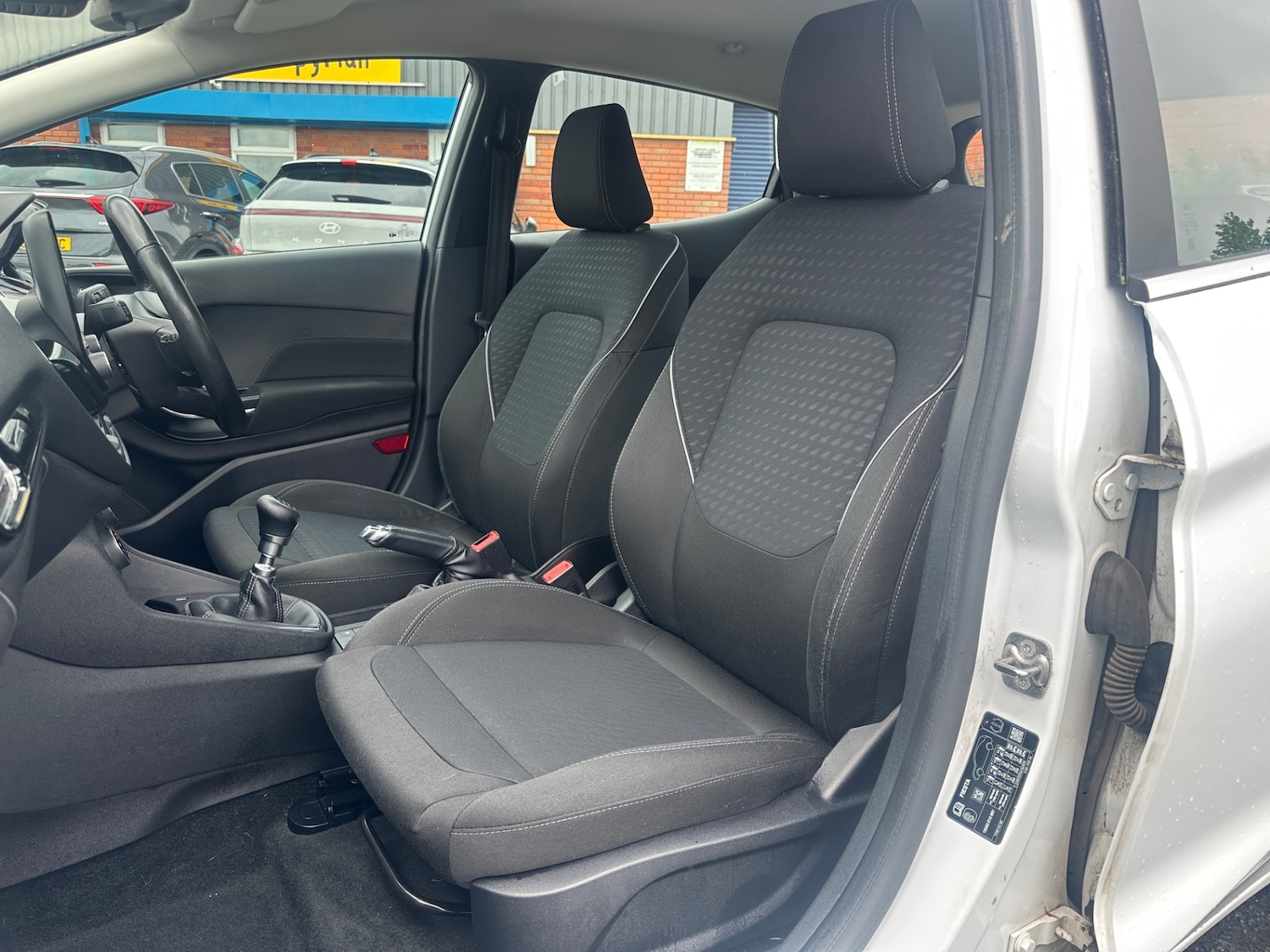 Used Ford Fiesta 2018 for sale - 76102240: Photo 14