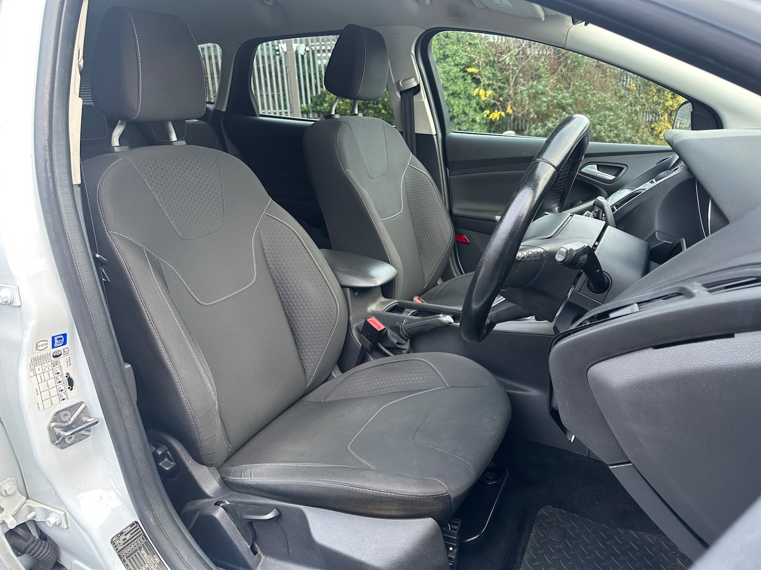 Used Ford Focus 2017 for sale - 76596115: Photo 15