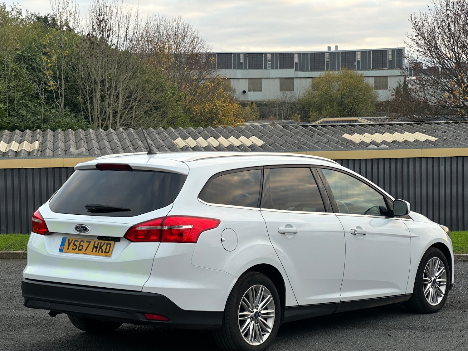 Used Ford Focus 2017 for sale - 76596115: Photo 4