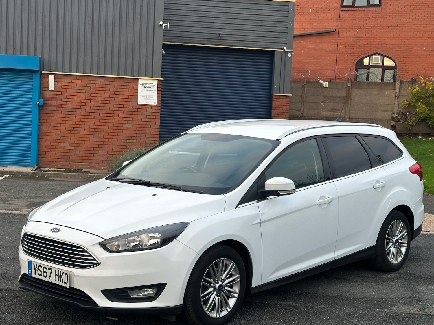 Used Ford Focus 2017 for sale - 76596115: Photo 8
