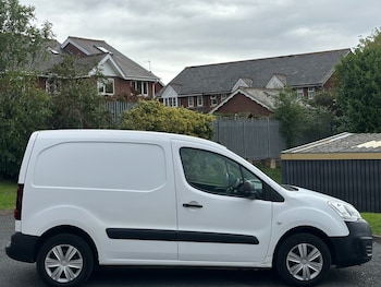 Used Citroen Berlingo 2018 for sale - 76181655: Photo
