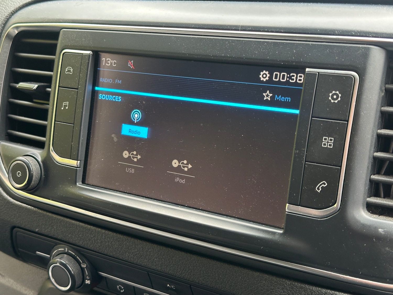 Used Peugeot Expert 2018 for sale - 76404487: Photo 25