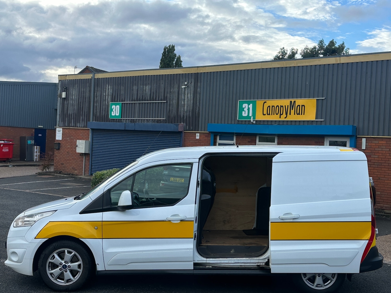 Used Ford Transit Connect 2018 for sale - 76102463: Photo 10