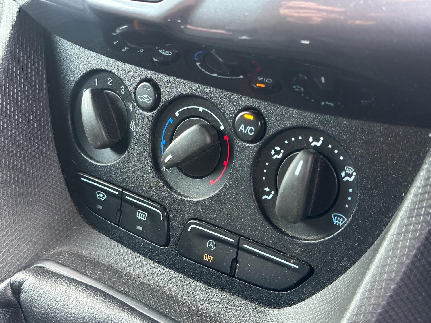 Used Ford Transit Connect 2018 for sale - 76102463: Photo 22