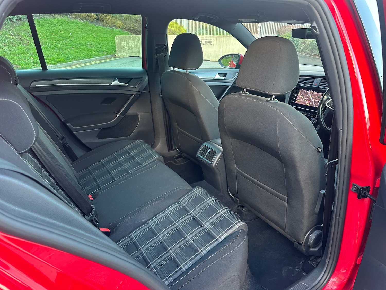 Used Volkswagen Golf 2017 for sale - 76669896: Photo 9