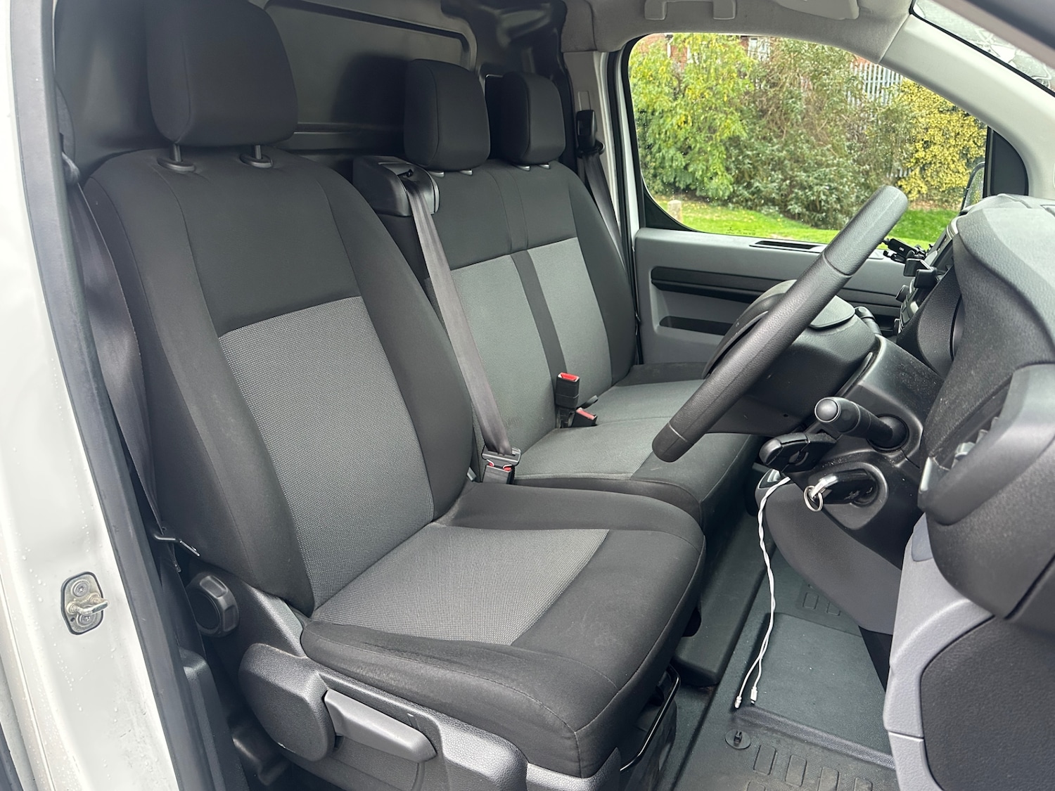 Used Peugeot Expert 2017 for sale - 76312626: Photo 16