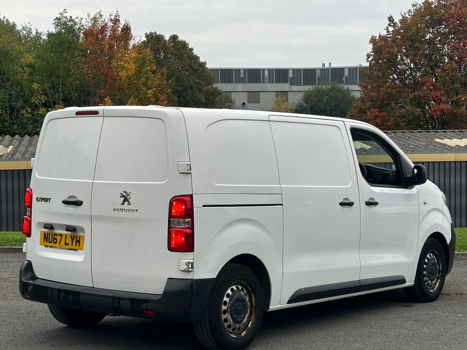 Used Peugeot Expert 2017 for sale - 76312626: Photo 3