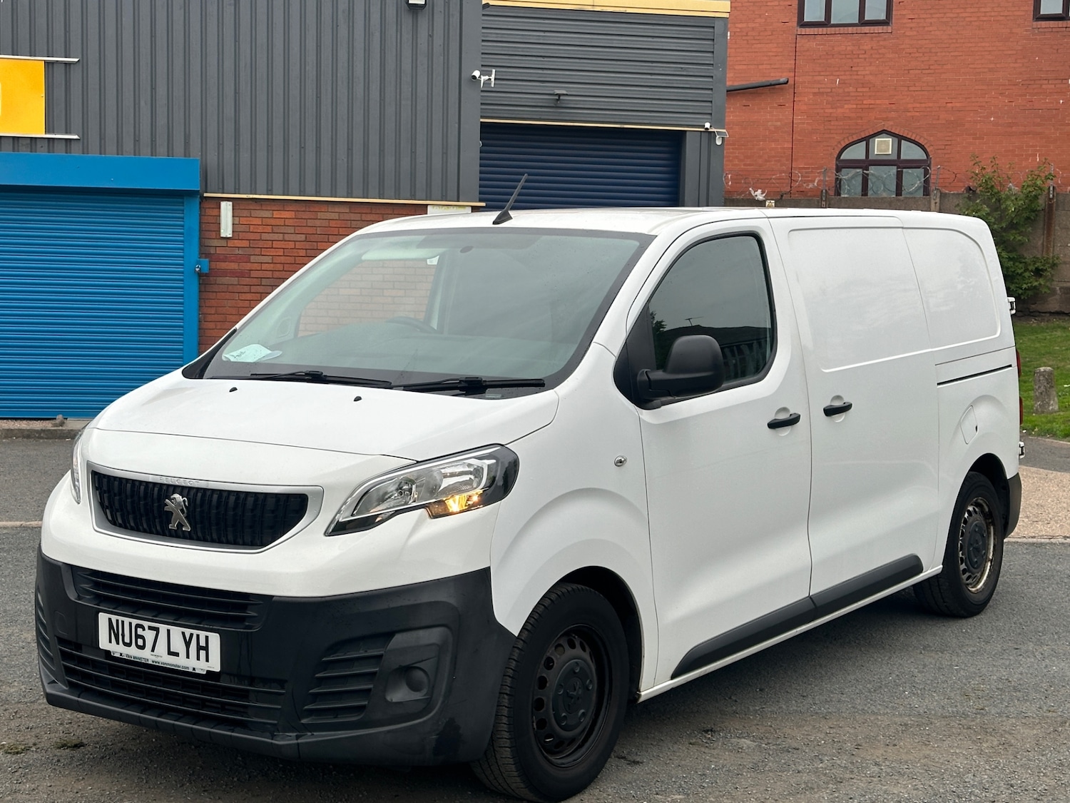 Used Peugeot Expert 2017 for sale - 76312626: Photo 7