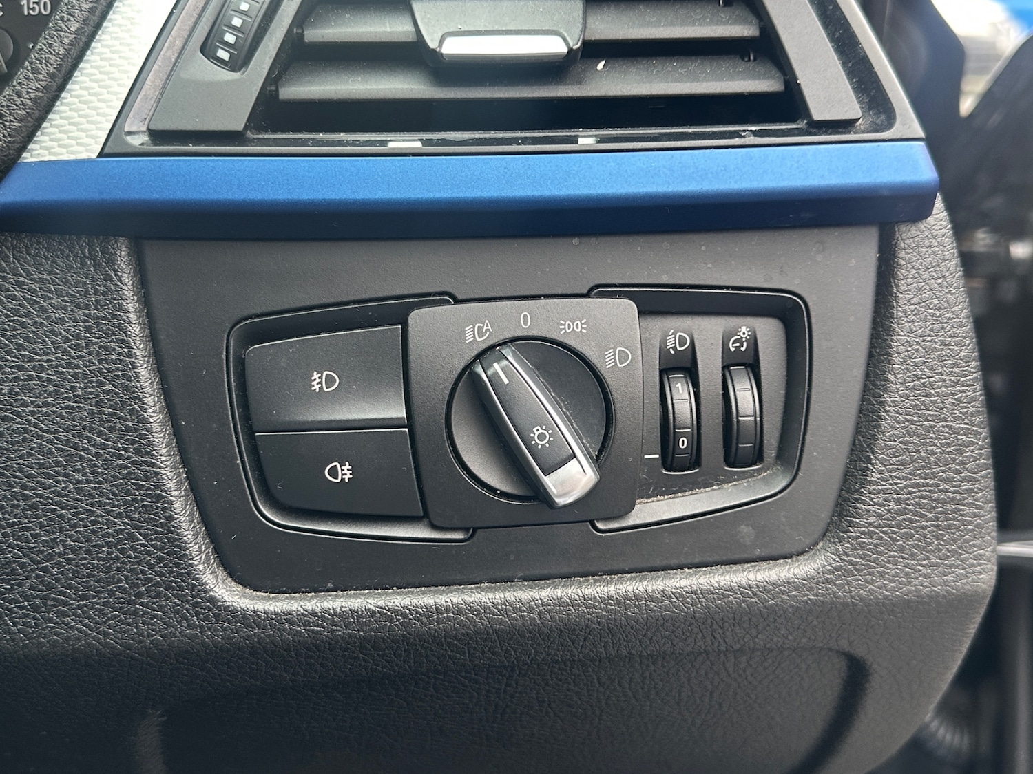 Used BMW 3 Series 2015 for sale - 77077889: Photo 24