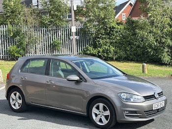 Used Volkswagen Golf 2016 for sale - 76102425: Photo