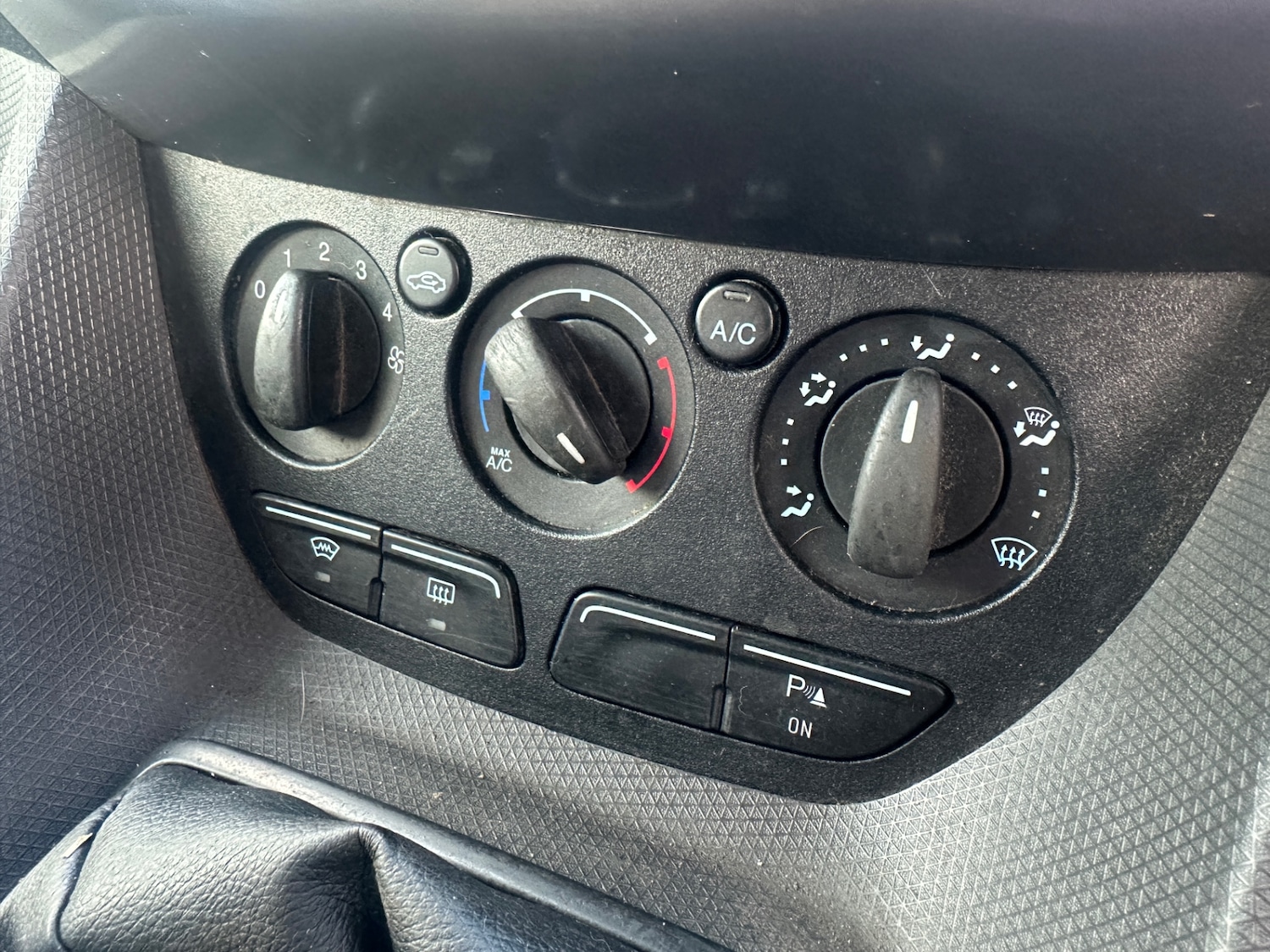 Used Ford Transit Connect 2017 for sale - 76757009: Photo 16