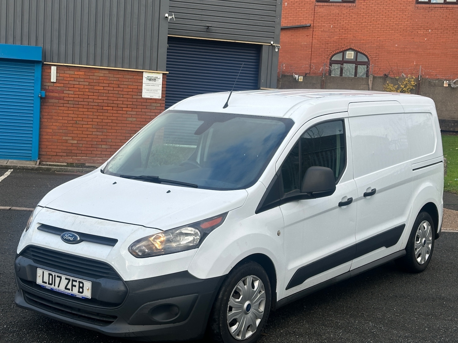 Used Ford Transit Connect 2017 for sale - 76757009: Photo 8