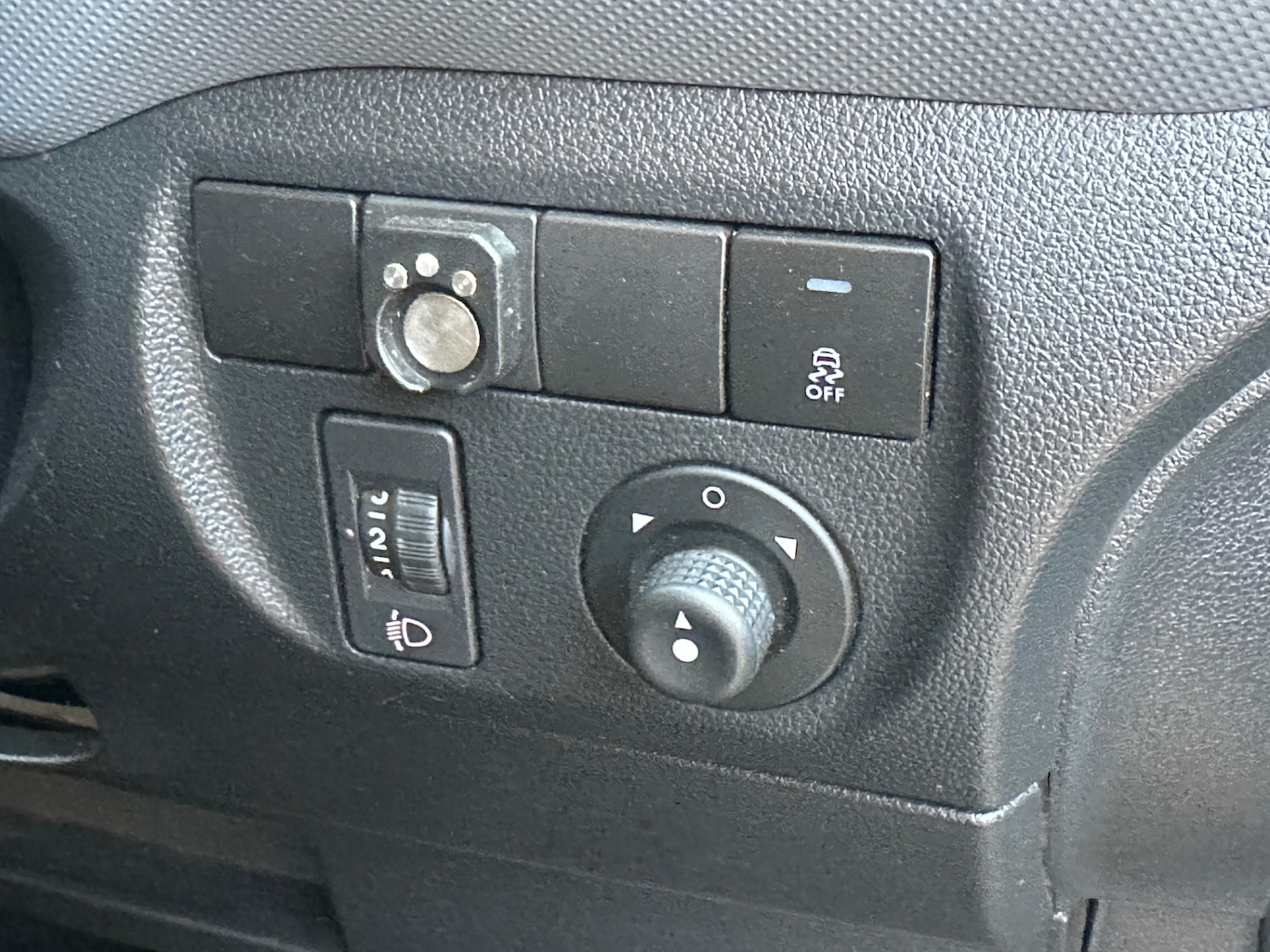 Used Peugeot Partner 2015 for sale - 76393517: Photo 16